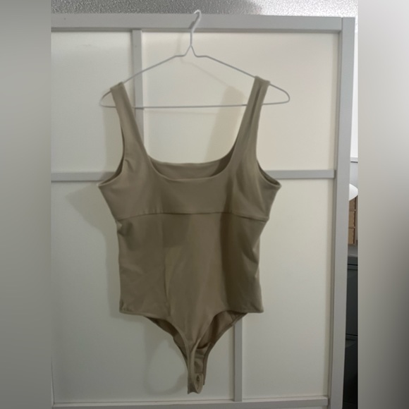 NWOT Abercrombie Seamless Corset Tank Bodysuit | Size M - Picture 5 of 6